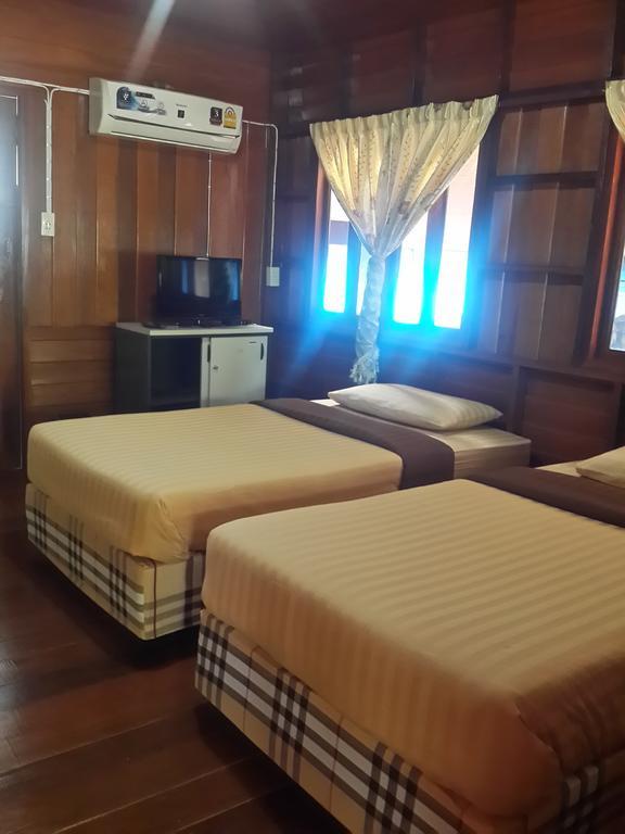 Baan Kong Homestay Phra Nakhon Si Ayutthaya Luaran gambar