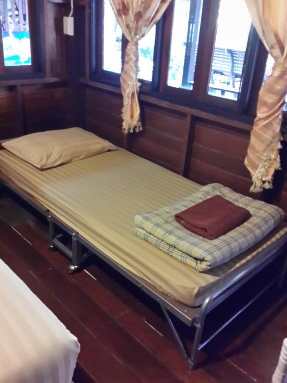Baan Kong Homestay Phra Nakhon Si Ayutthaya Luaran gambar