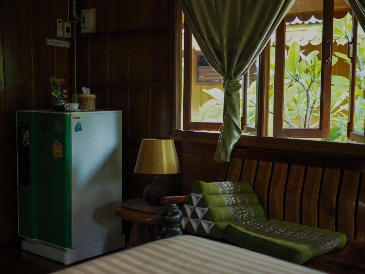 Baan Kong Homestay Phra Nakhon Si Ayutthaya Luaran gambar
